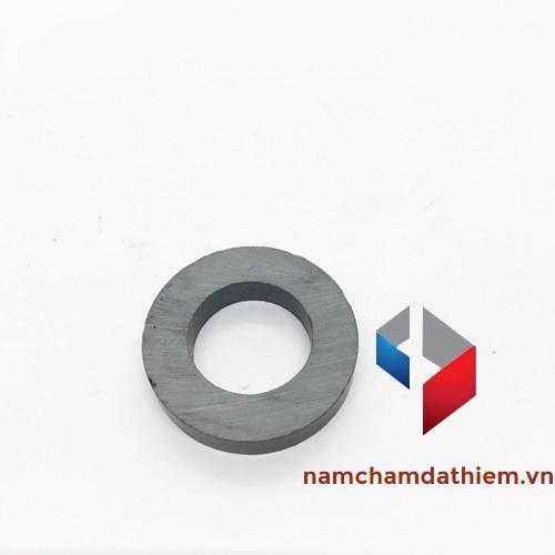 nam châm đen